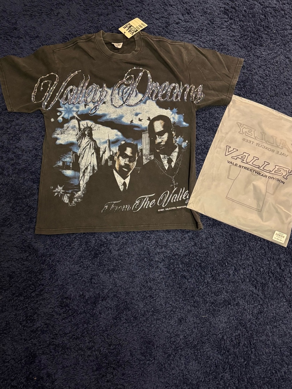 VALE USA Valley Dreams Rhinestone Graphic Tee NWT